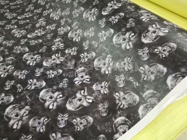 Black Camo crânio estilo envoltórios de vinil para veículo carro envoltório gráficos Camo cobrindo adesivos foil com bolha de ar livre 1.52x30 m 5x98ft