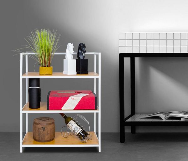 Moderne Bücherregale - The Ikea Table Tops