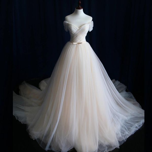 Abito da sposa linea A con spalle scoperte Tulle increspato Corsetto country di alta qualità Abito da sposa con lacci sul retro Abiti da sposa con fascia