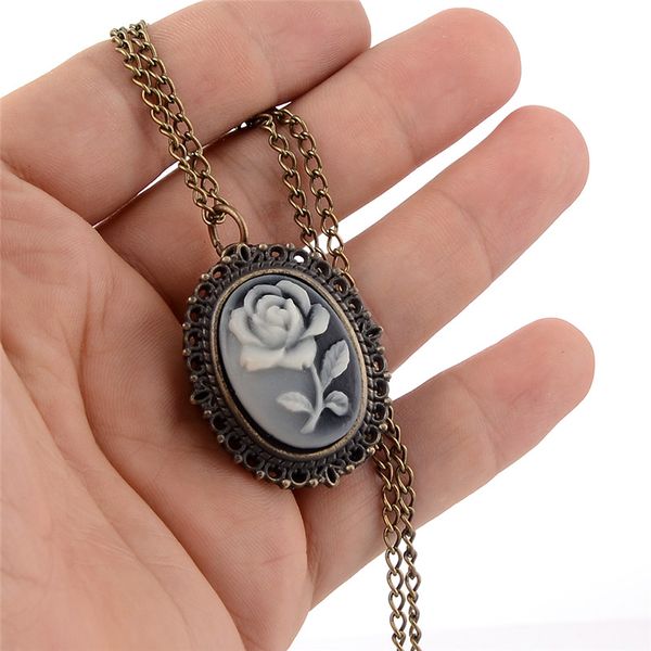 

mini pocket watch rose flower quartz necklace pendant chain women men pocket watches relogio de bolso, Slivery;golden