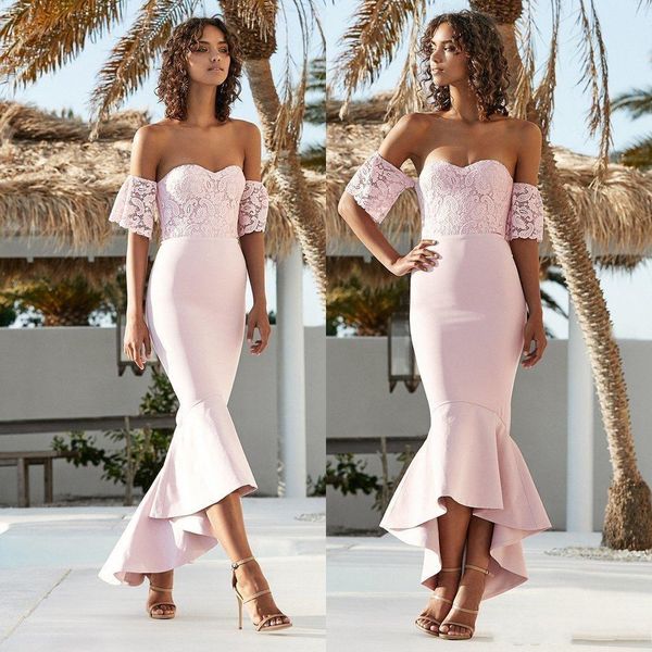 Blush Pink Country Sirena Abito da damigella d'onore in pizzo con spalle scoperte Maniche corte Damigella d'onore Dressess Abiti lunghi formali HY4074