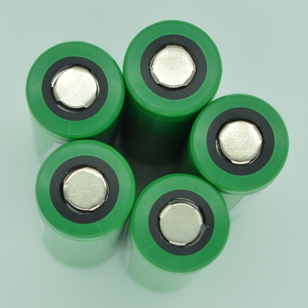

18650 battery clone 2600mah/3.7v/30a us18650 vtc5 lithium battery fit all mods