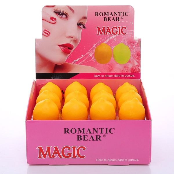 Romantischer Bär Zitronenöl Magie Lippenbalsam Feuchtigkeitsspendende Chapstick Nette Lippen Pomade Mode Farbe Wechseln Make-up