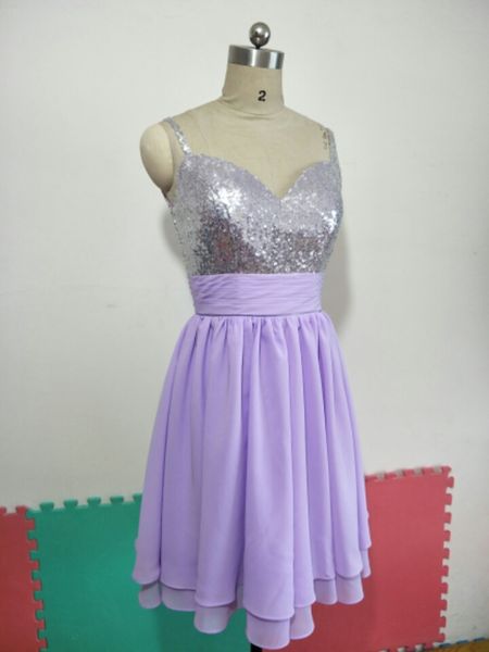 

elegant sleeveless pleated v-neck a-line short chiffon bridesmaid dresses lilac knee length sequins prom gowns for wedding party, Red;white
