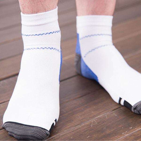 

foot compression socks for plantar fasciitis heel spurs pain sport running hiking cycling sock for men and womenathletic, Black