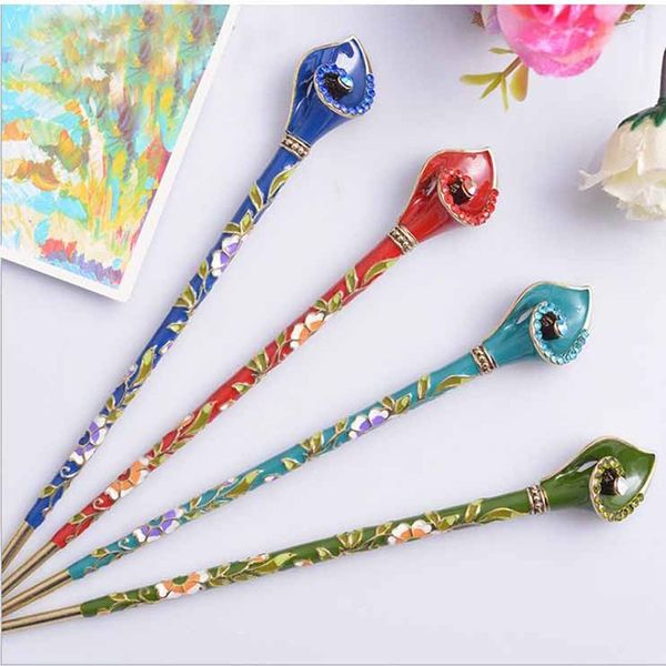 Women Vintage Handmade Rhinestone Elegant Flower Hair Chopsticks