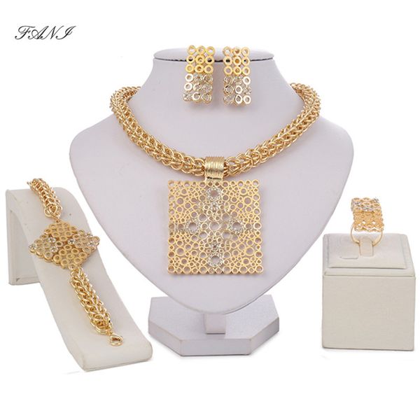 

Fani Dubai gold color jewelry sets Nigerian wedding woman accessories Big jewelry set fashion African jewelry set