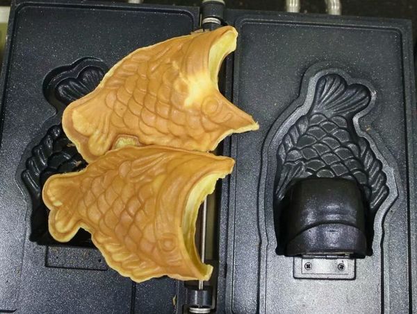 Пищевая обработка 110 В 220 В Электрический открытый рот Мороженое Fish Waffle Maker Taiyaki Машина.