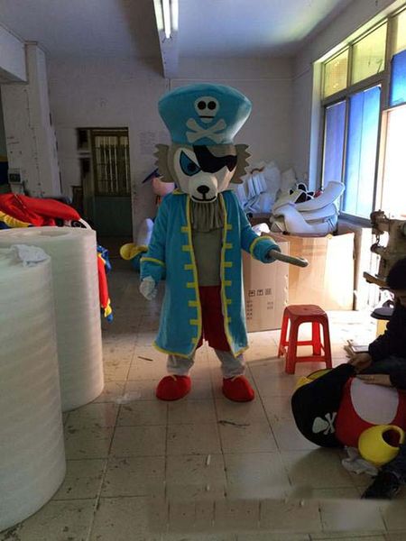 

2023 pirate mascot costume cute cartoon clothing factory customized private custom props walking dolls doll customized, Red;yellow