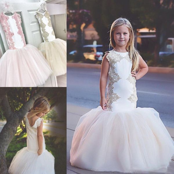 Cute Princess Girls Pageant Gowns Appliques in pizzo Abito da ragazza di fiori a sirena senza maniche per matrimonio Tulle Sweep Train Abito da festa di compleanno