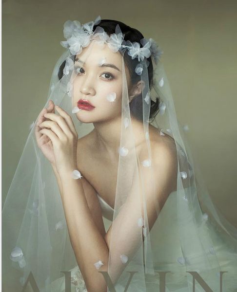 

tbridal headwear, wedding accessories, wedding dress accessories, hand-made hair accessories, Black