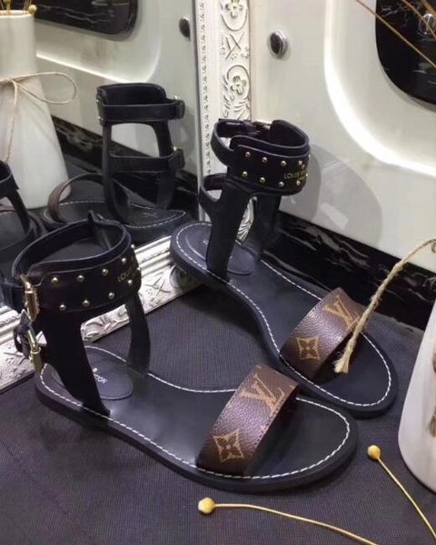 

New fa hion women 039 ca ual andal ummer leather beach hoe woman rivet peep toe lipper good quality l3262