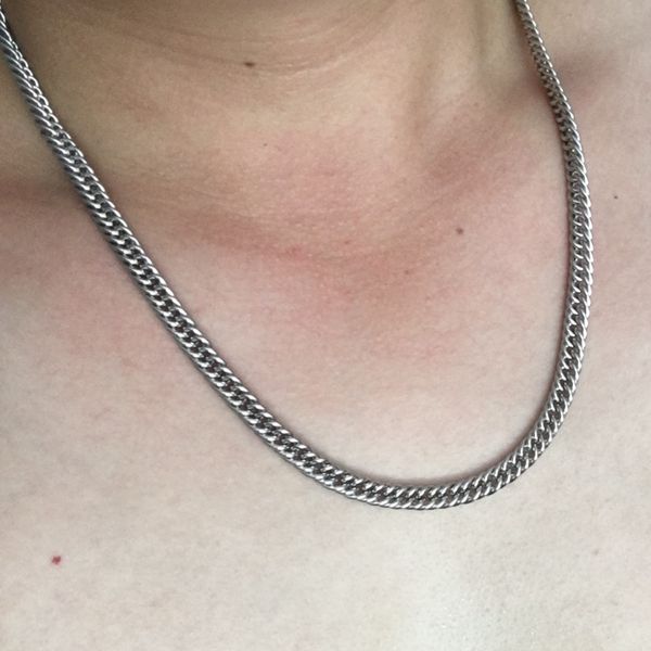 

7mm stainless steel cuban/curb link chain necklace 18in-36in chain accept the revised order and wholesale business, an excellent price., Silver