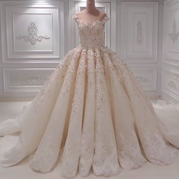 

dubai fascinating beaded wedding dresses off shoulder lace petals applique ball gown bridal dress saudi arabia princess fluffy wedding gowns, White