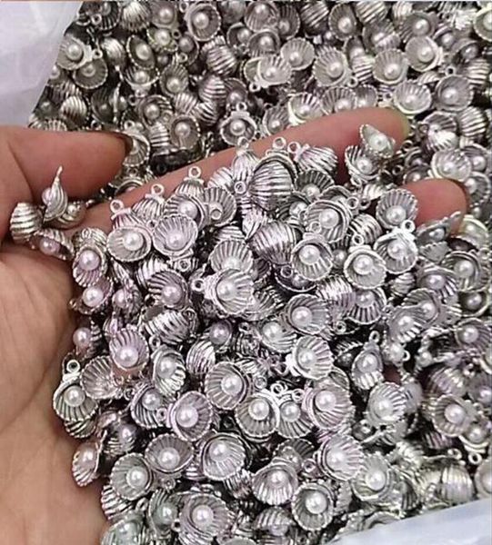 100 pcs / lote por atacado moda antiga prata pérola molusco encanto pingente colar / pulseiras diy jóias acessórios a109