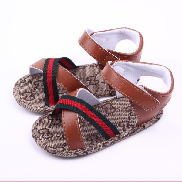 

Sandálias infantis bradle