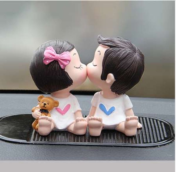 

1 set fashionable cartoon ornaments love alphabet monkey banana monkey doll kiss baby dolls car interior accessories decoration