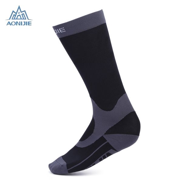 

high-quality elastic fabric aonijie paired sporting graduated compression calf socks outdoor running cycling leg protector, Black