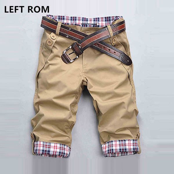 

left rom 2017 man casual color plaid stitching beach shorts fashion cotton slim youth business five point shorts, White;black