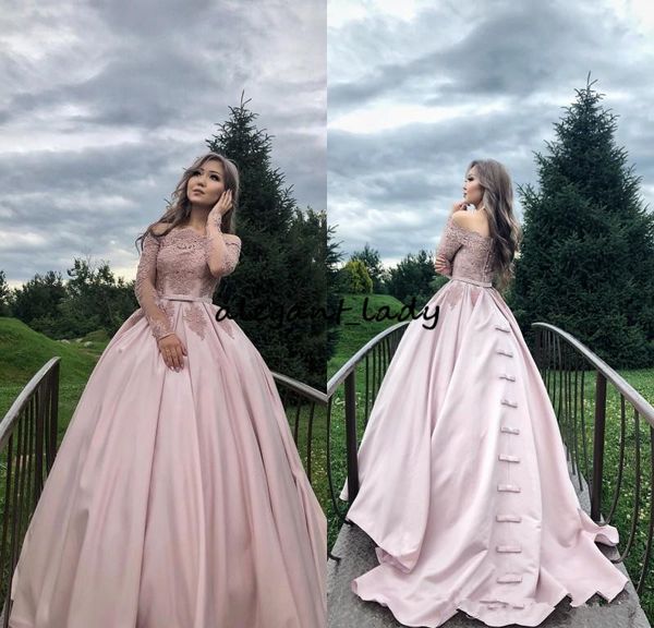 

старинные румяна розовый бальные платья свадебные платья с кружевом с коротким рукавом атласная часовня поезд страна сад свадебные платья св, White