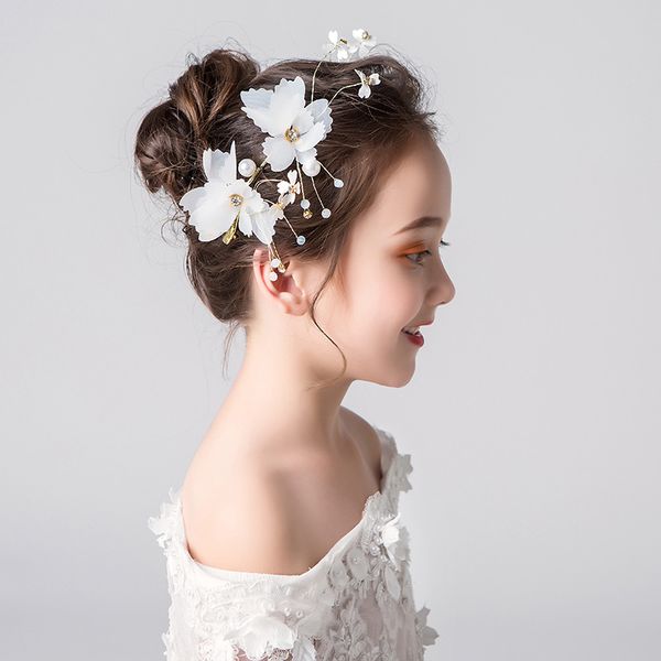 2018 Vintage Pearls Crystals Flower Girls Crowns Cheap Beautiful