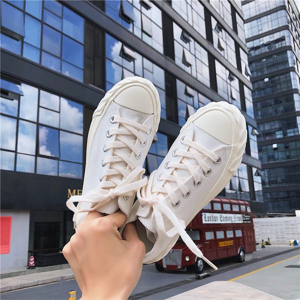 

2018 new woman canvas shoes flat platform loafers vulcanize shoes women walking pumps neutral classic designer brands sneakers
