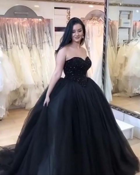 

Puffy Luxury Ball Gown Prom Dresses 2018 Sweetheart Quinceanera Dresses Black Beaded Evening Dresses Pageant Gowns 8th grade vestidos longos