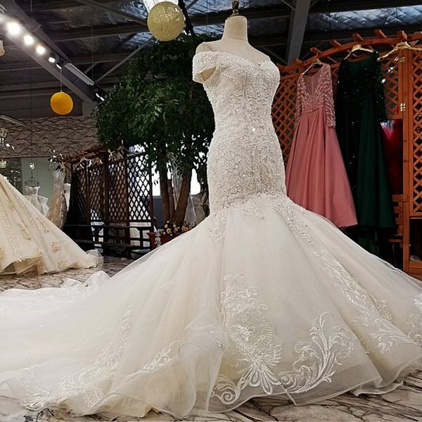 

2019 sexy ливан русалка свадебные платья с коротким рукавом v шеи спинки зашнуровать обратно блестящий кристалл блестки аппликация шаблон св, White