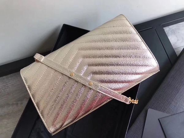 

2018 updated version of the famous fashion brand golden tassel women shoulder bag leather messenger bag