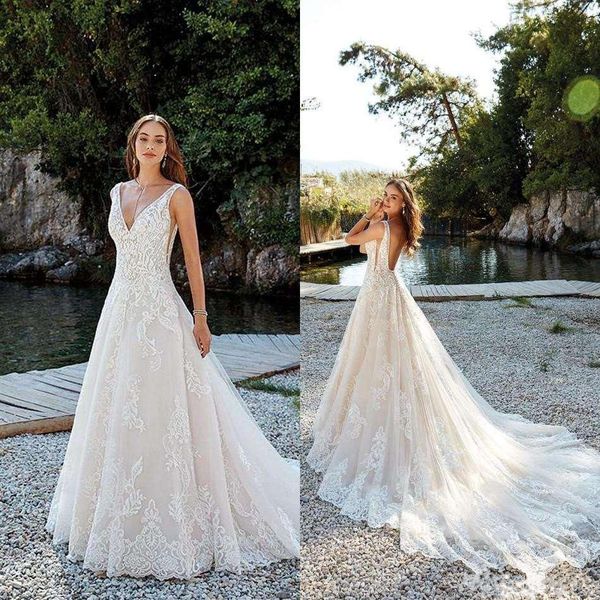 

2019 sexy глубокий v шеи плюс размер boho beach чешские свадебные платья кружева аппликация иллюзия назад свадебное платье свадебные платья, White