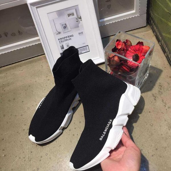 

Европа и США эластичные носки кроссовки женские новые короткие сапоги модные три