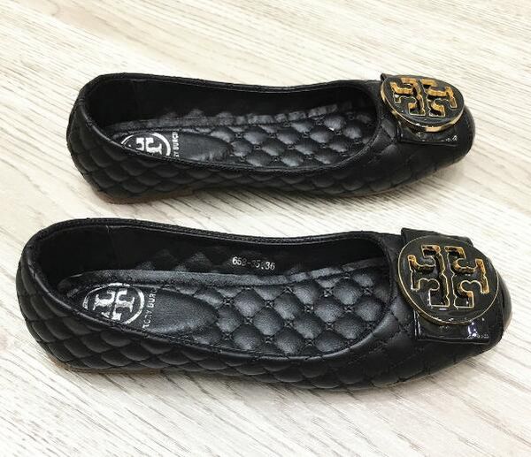 

kklBrand 2019 Women flats shoes big size 35-42 Slide Huaraches Fashion Designer shoes Sneakers for Wearing by Shoe Stylish ladies flats.