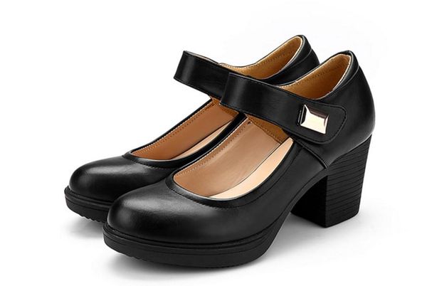 

send coarse heel single shoes female high heel 2018 spring new style round head shallow mouth shoes, Black