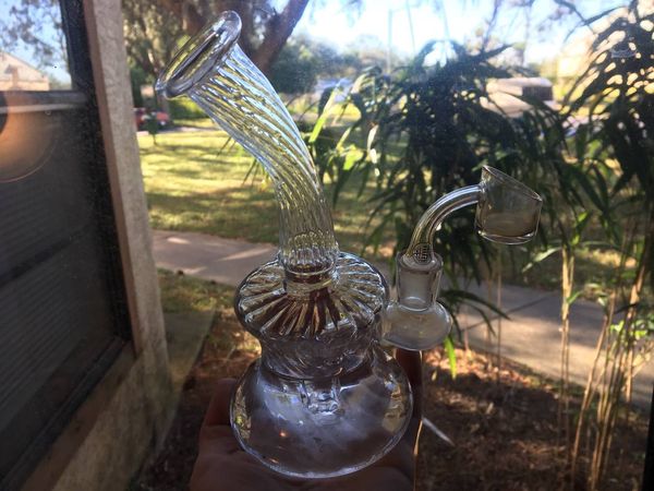 2018 estilo da pele da faísca Mini 5.5 '' vidro Bongs Heady reciclar plataforma de petróleo dab rig Bong 14mm bacia de vidro tubos de fumar toro água Bong vidro tubo