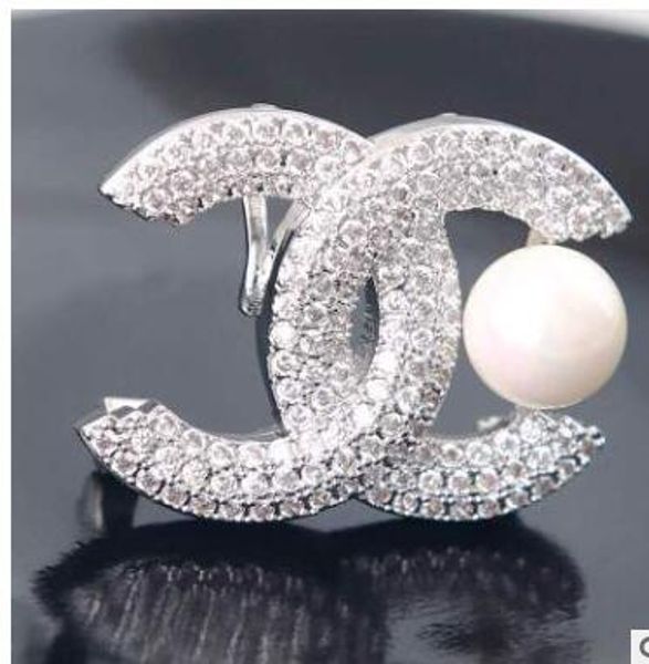 

Luxury logo number 5 pearl brooch pin jewelry for women flower bridal crown cry tal rhine tone brooch pin jewelry