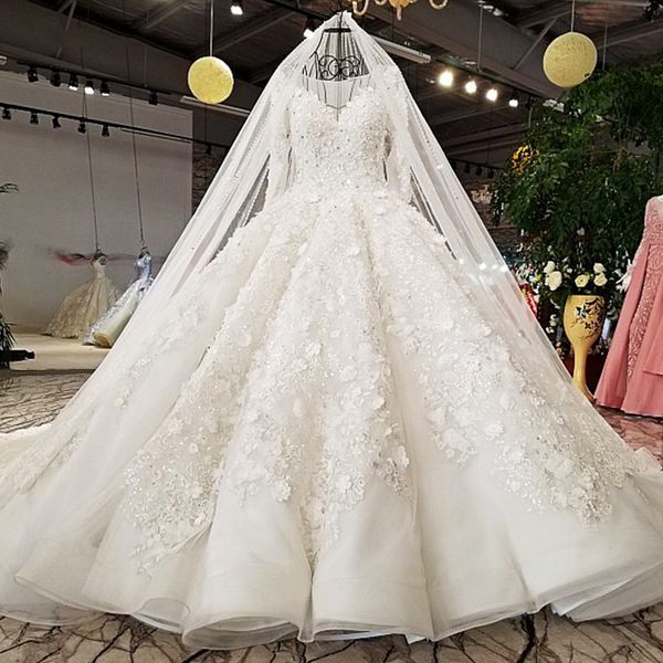 

2019 luxury bohemian wedding dre e long lace veil backle illu ion v neck long tulle leeve 3d floral applique pattern bridal gown