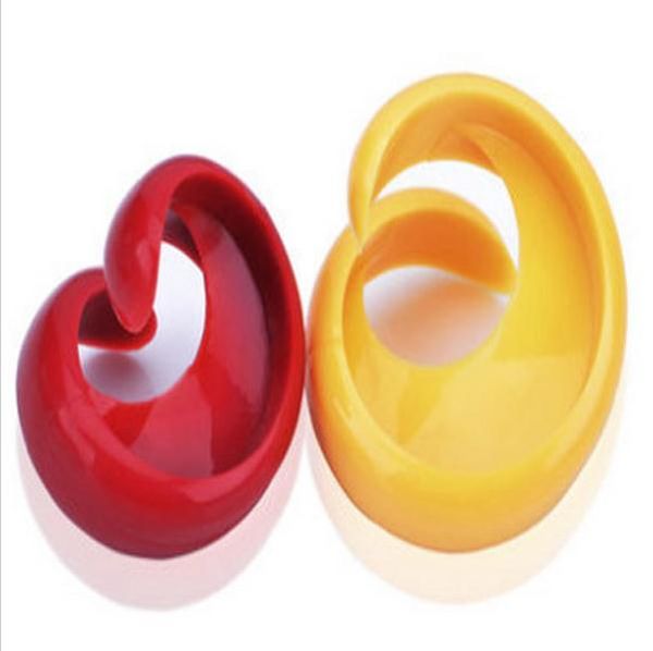 

новое руководство необычные колбаса резак спираль барбекю хот-доги резак slicer кухня резки вспомогательный гаджет фрукты овощной инструмент