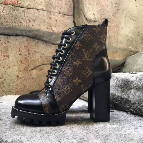 

Real leather cla ic high heel women hoe women 039 boot autumn winter ankle de igner fa hion luxury brand women hoe