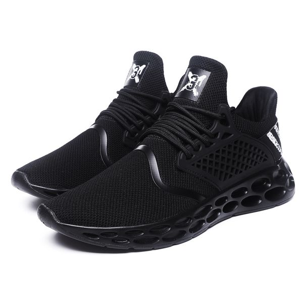 

2018 new man outdoors walking shoes male light weight breathable sneakers lace up flats sport jogging shoes plus size 39-46