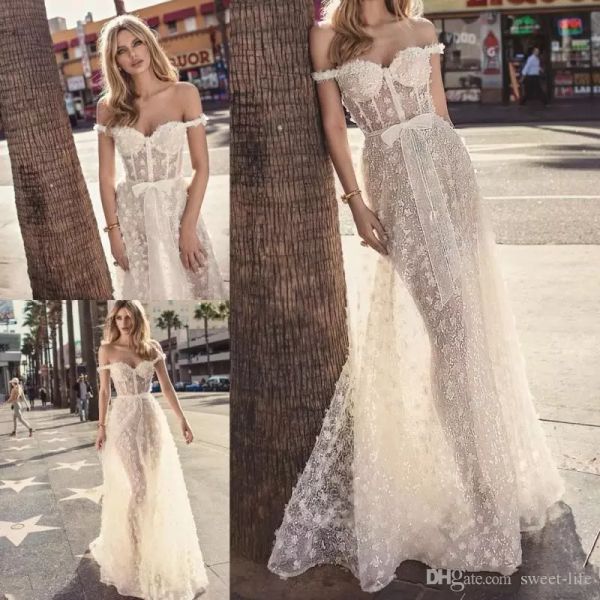 

великолепные 2020 свадебные платья muse by berta off shoulder illusion backless bohemian 3d цветочные аппликации кружева a-line свадебные пл, White