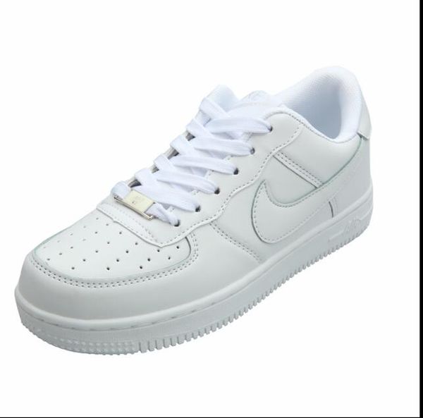 

Hot sell Size 36-44 2018 upgraded version New All White Shoes Men and Women Fashionable Casual Shoes..01268
