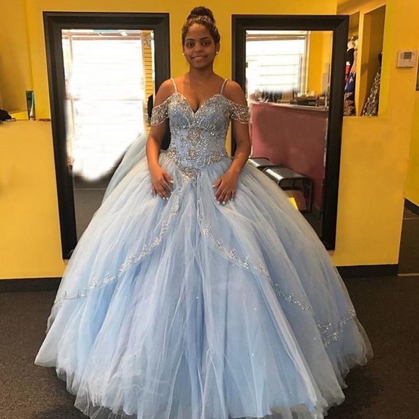 2024 Quinceanera Ballkleid Kleider Spaghetti -Träger Perlen Kristallstufe Corsett Rücken geschwollene Plusgröße süße 16 Langparty Prom Abendkleider 403