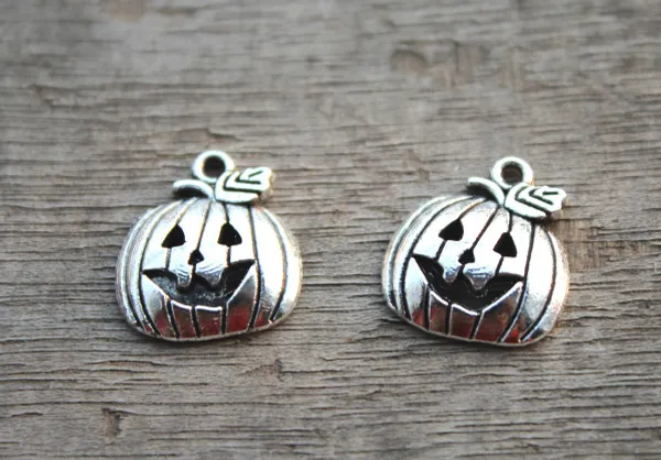 

20pcs/lot--halloween pumpkin charms antique tibetan silver tone pumpkin pendants/charms 16x18mm, Bronze;silver