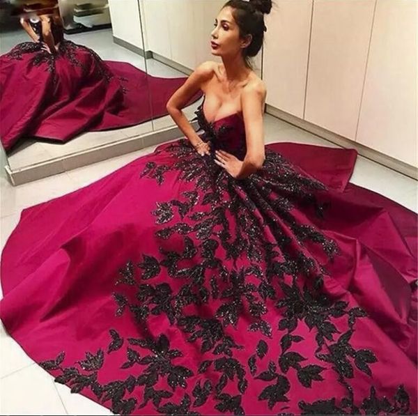 

2018 fuchsia a line satin prom dresses v neck sleeveless black sequins appliqued long evening gowns pageant dresses special occasion wear