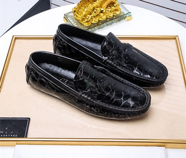 

2018 men loafers shoes men fashion sneakers genuine leather flats shoes latest design male driving boat shoes moccasins size: 38-45, Black