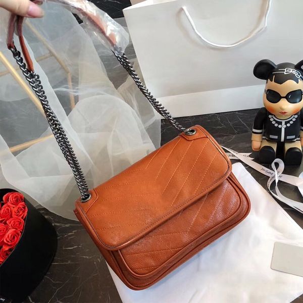 

Popular fa hion handbag luxury de igner women chain houlder bag ladie cro body bag and me age bag ize 28x20cm