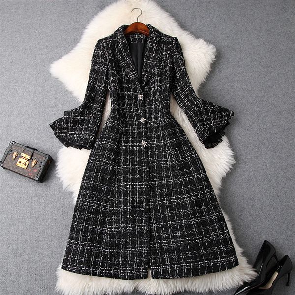 

high end designers winter tweed woolen jackets and coats women 2018 fashion new flare sleeve long plaid wool overcoat outerwear, Black