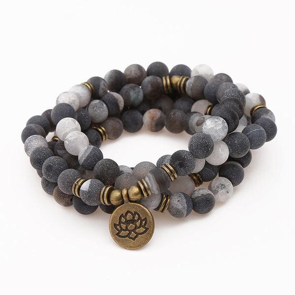 

natural smile black white onyx bracelet 108 mala beads bracelet or necklace lotus pendant chakra yoga prayer wholesale