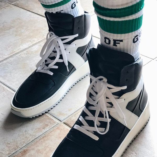 

Fear Of God Socks New Fashion Men Women Winter Warm Cotton Long Socks Kanye West Hip Hop Popsoket ThickvSocks