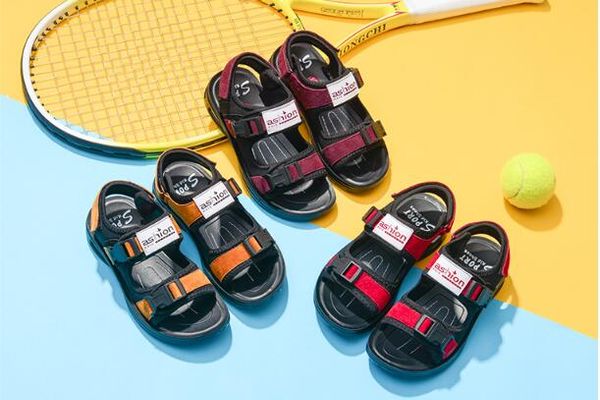 

children sandals boys and girls sandals 2018 new arrivals, Black;red